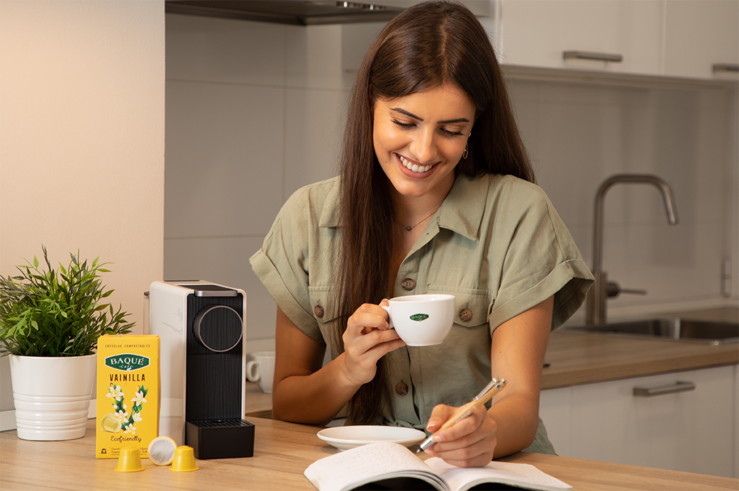 Xiaomi cafetera eléctrica Mijia SCISHARE, máquina de café con cápsula  automática inteligente, de extracción, hervidor de agua con Control por  aplicación|Sensores de movimiento inteligentes| - AliExpress